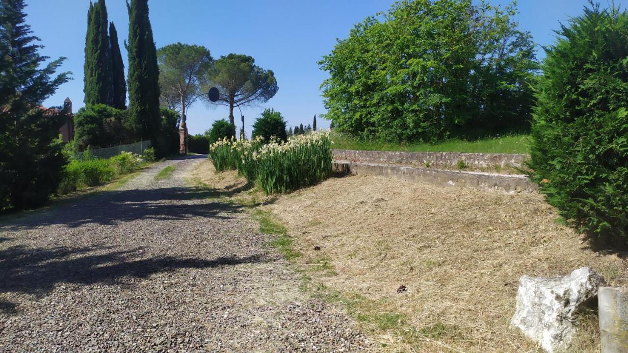 Dago Farmhouse Siena Exterior photo