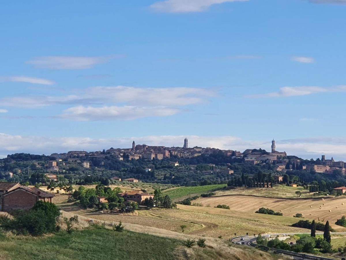 Dago Farmhouse Siena Exterior photo